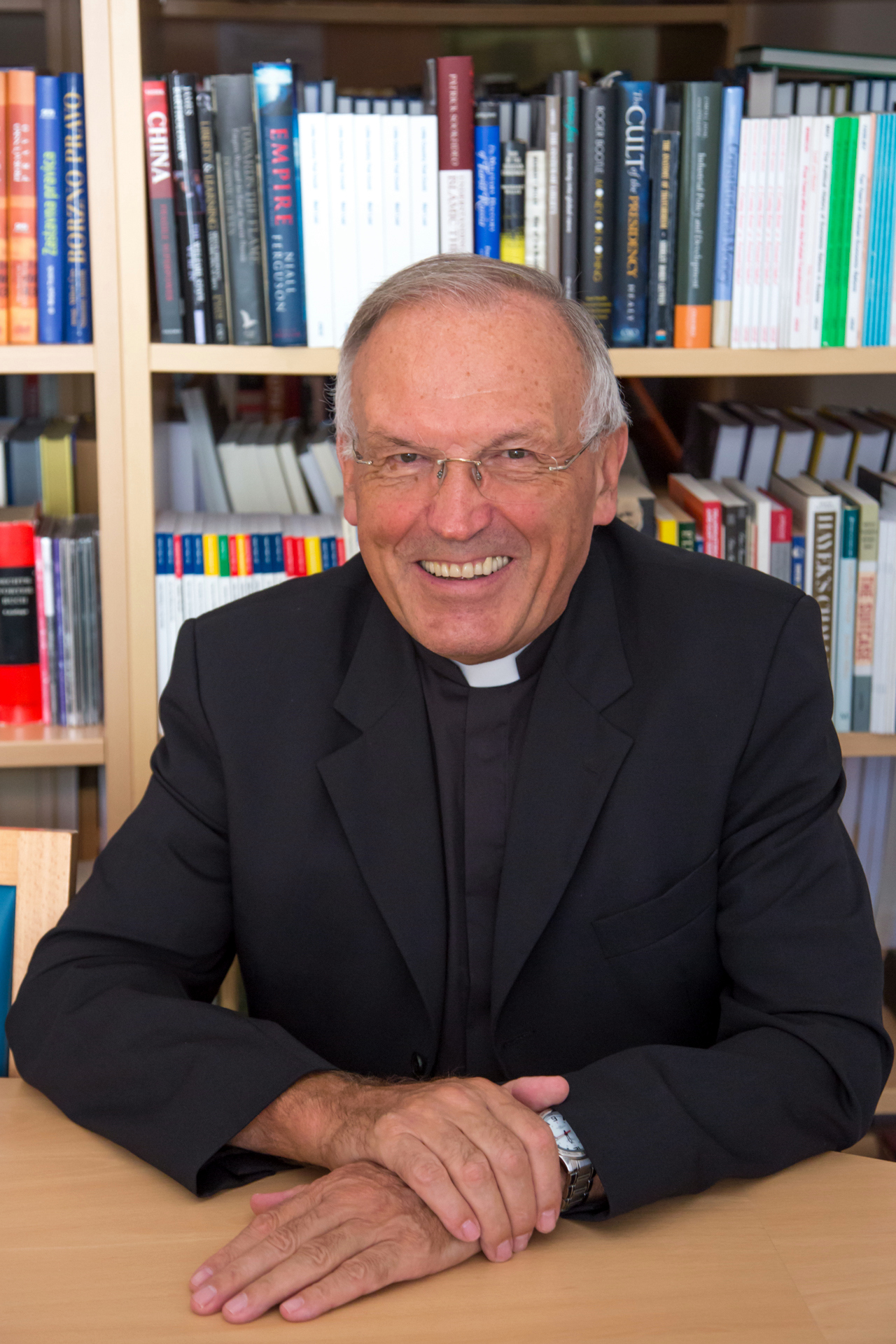 Stres, Anton Katoliski institut